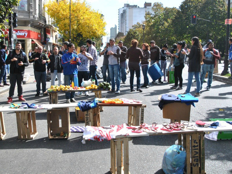 La Plata: funcionario de Garro desaloja a los vendedores ambulantes