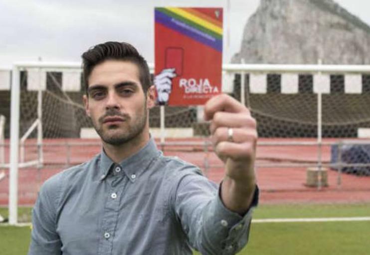 Árbitro español renuncia al fútbol en protesta contra la homofobia