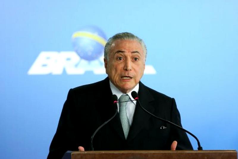 El gobierno de Temer afloja el ‘discurso duro' de los ajustes por miedo al descontento popular