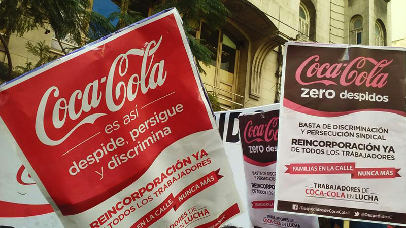 Coca Cola lo despidió por marchar el 24 de Marzo y tendrá que reincorporarlo