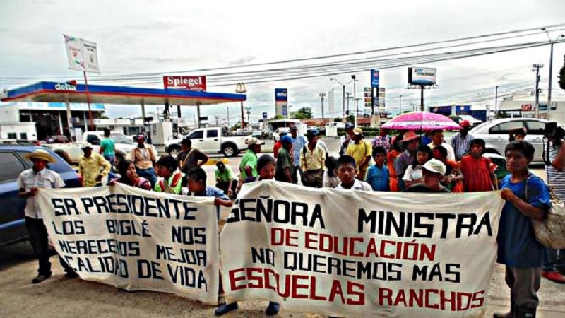 Nueva jornada de marchas y piquetes de docentes en Panamá