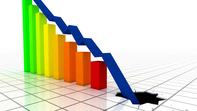 Más recesión y disputas por el rumbo económico