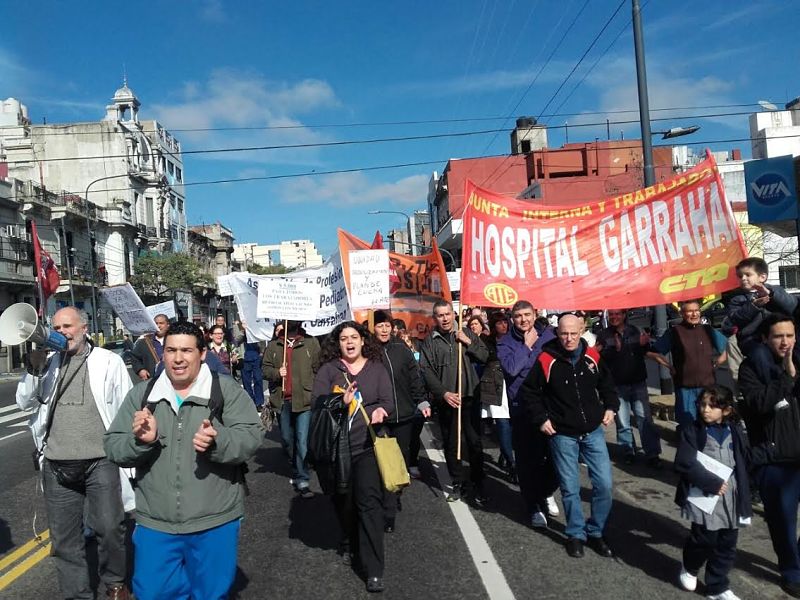 Trabajadores en lucha del Hospital Garrahan marchan este 9 de agosto