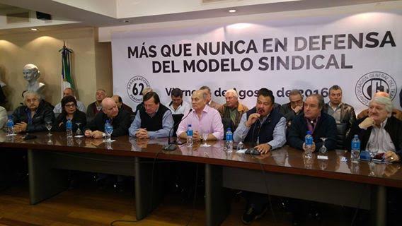 El Momo Venegas pidió por una CGT “con propuestas” y “sin quejas”