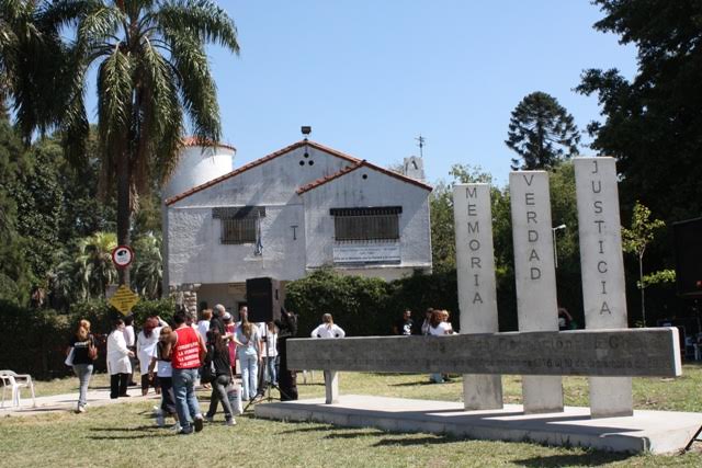 Hospital Posadas: día del niño con militares de protagonistas