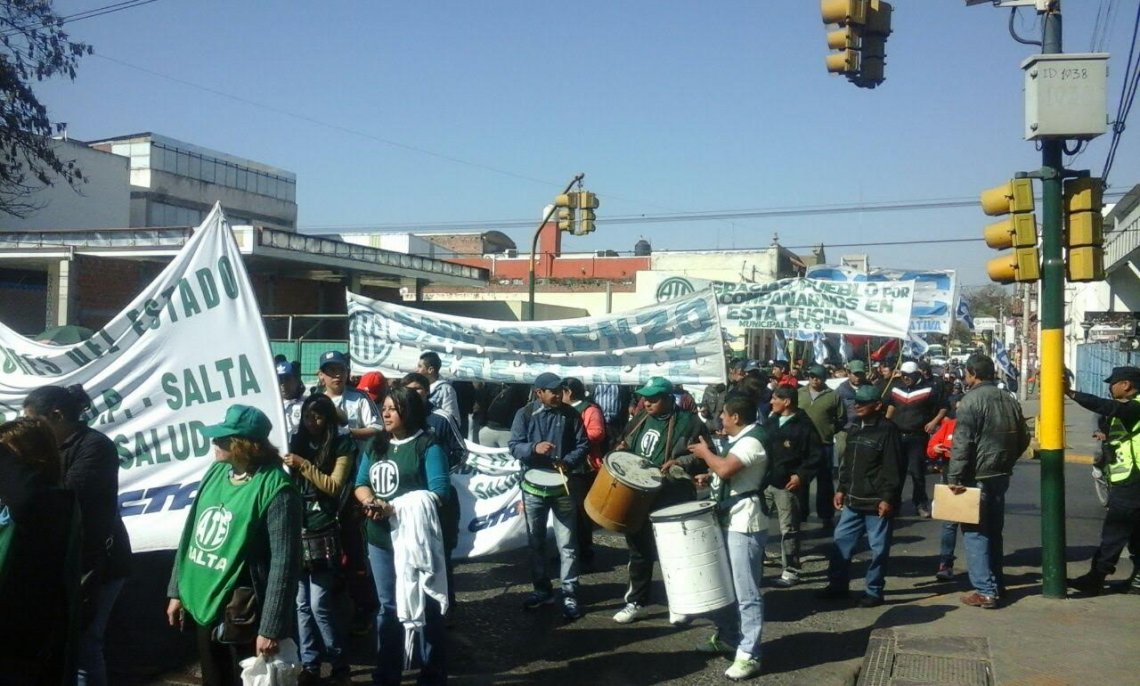 En Salta se movilizaron los trabajadores estatales