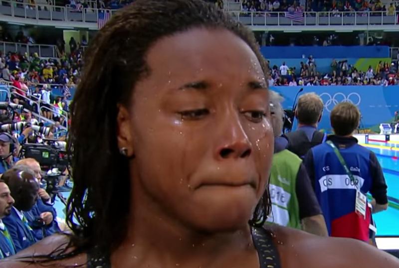 Simone Manuel hace historia: mujer, afroamericana, ganadora olímpica