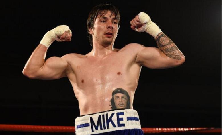 Murió el boxeador escocés Mike “Iron” Towell por lesiones sufridas durante una pelea