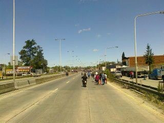 Corte de ruta 3 ante la subida de agua en arroyos y falta de luz