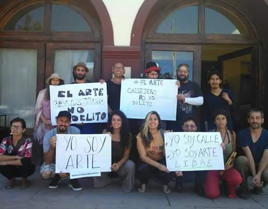 Movilizan en Salta contra el Contravencional y el proyecto del concejal Leiva y lanzan la campaña #YoSoyArte