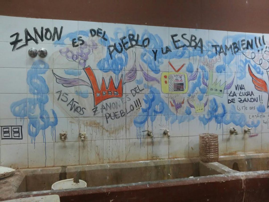 Gravísimo: pintadas con esvásticas en la Escuela de Bellas Artes de Neuquén