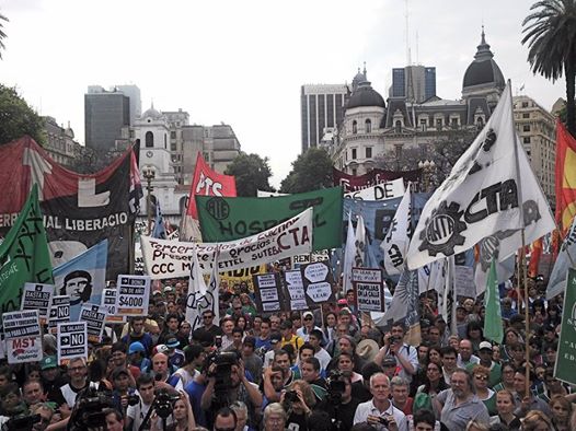 Acto de la CTA de Pablo Micheli en Plaza de Mayo