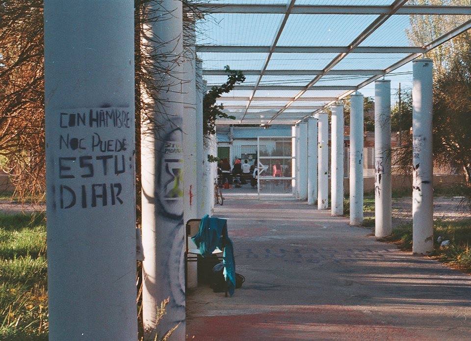 Estudiantes toman las calles por asalto