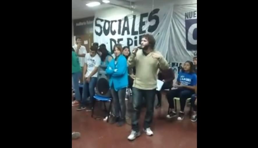 "Yo milito por la única vida que vale la pena ser vivida, para cambiarlo todo"