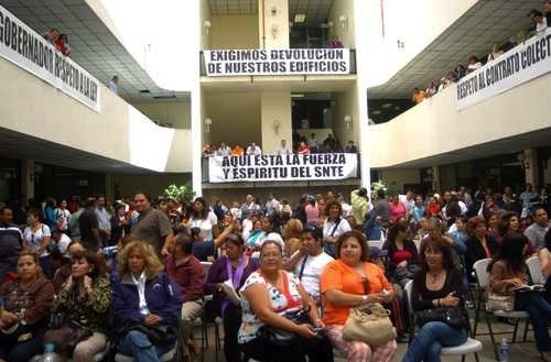 Paro magisterial en Baja California: exigen pago de pensiones y jubilación