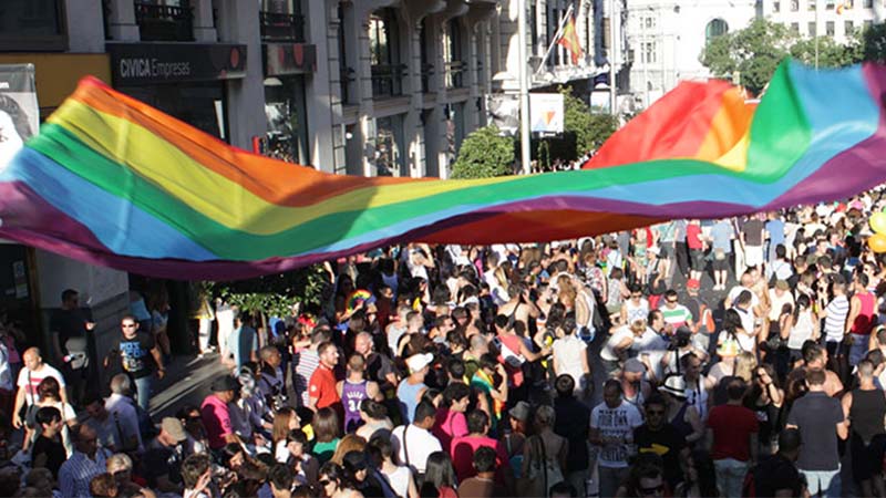 Orgullo crítico de Madrid frente al capitalismo rosa del World Pride