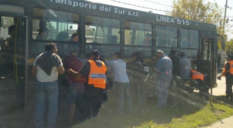 La Policía de Vidal exige DNI a los pasajeros de colectivos