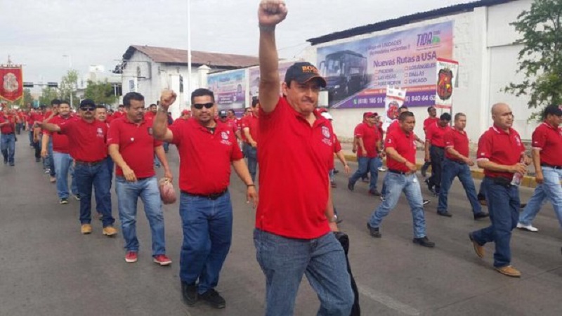 Mineros mexicanos de Tayoltita van a la huelga