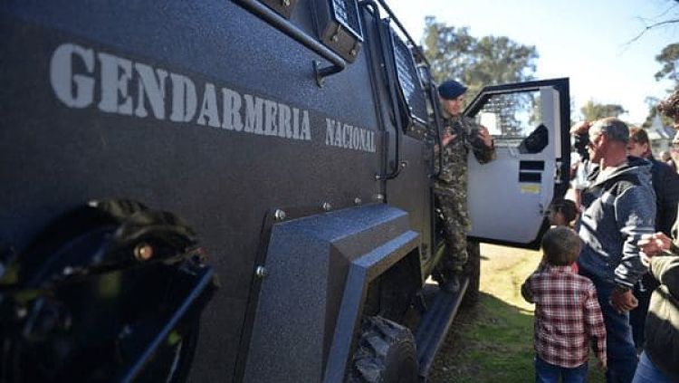 Día del Niño: nefasta exhibición para limpiar la imagen de Gendarmería 