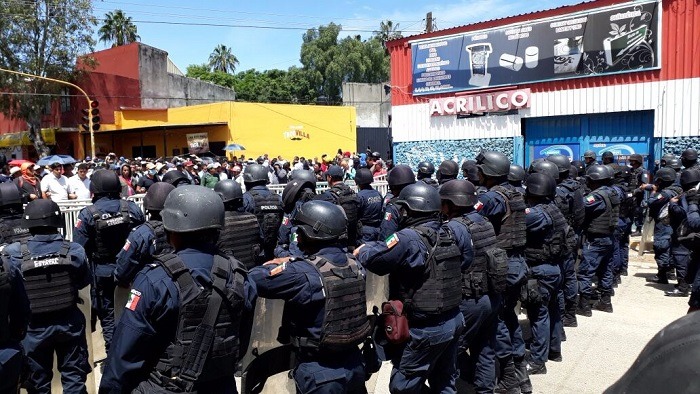 Peña Nieto fue a Oaxaca para provocar a la CNTE 