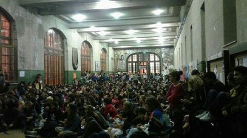 Colegio Nacional Buenos Aires: se votó en asamblea marchar el 18 de septiembre por Julio López