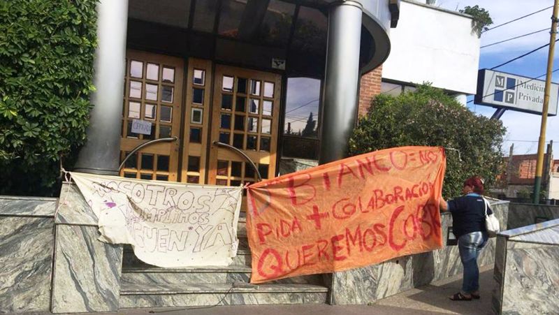 Clínica Estrada: año nuevo y 67 trabajadores en la calle en Lanús