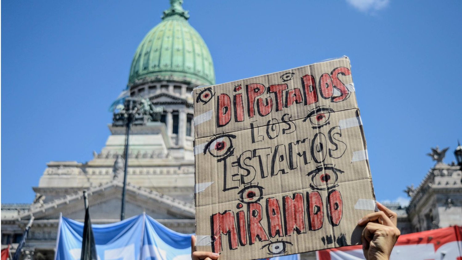 La juventud universitaria se levanta contra el veto y el ajuste del FMI