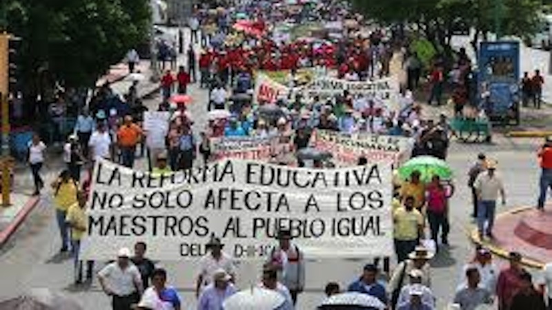 Docentes, madres y padres de familia debemos unirnos por más presupuesto educativo