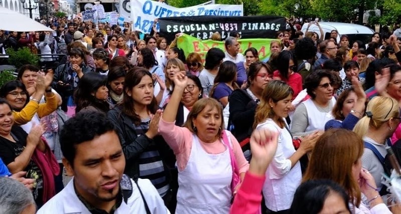 Docentes de Salta explican qué es la esencialidad en educación y por qué los perjudica