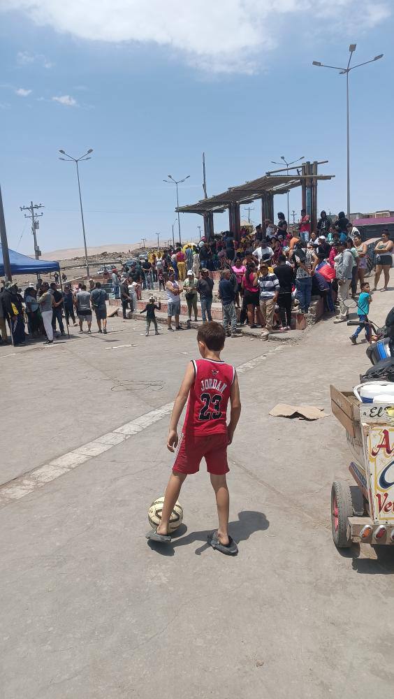 Desalojan a familias trabajadoras y pobladores de la toma en cerro Chuño