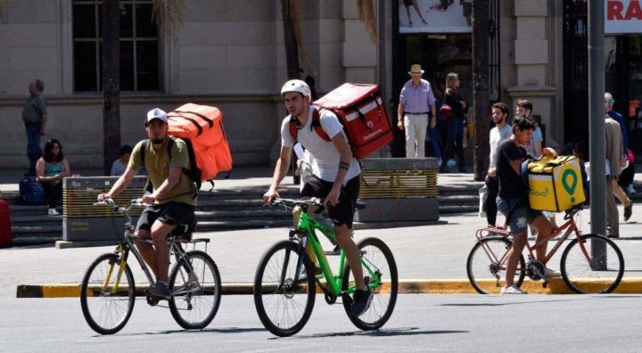 Precarización laboral: casi 6 de cada 10 jóvenes trabajadores son informales