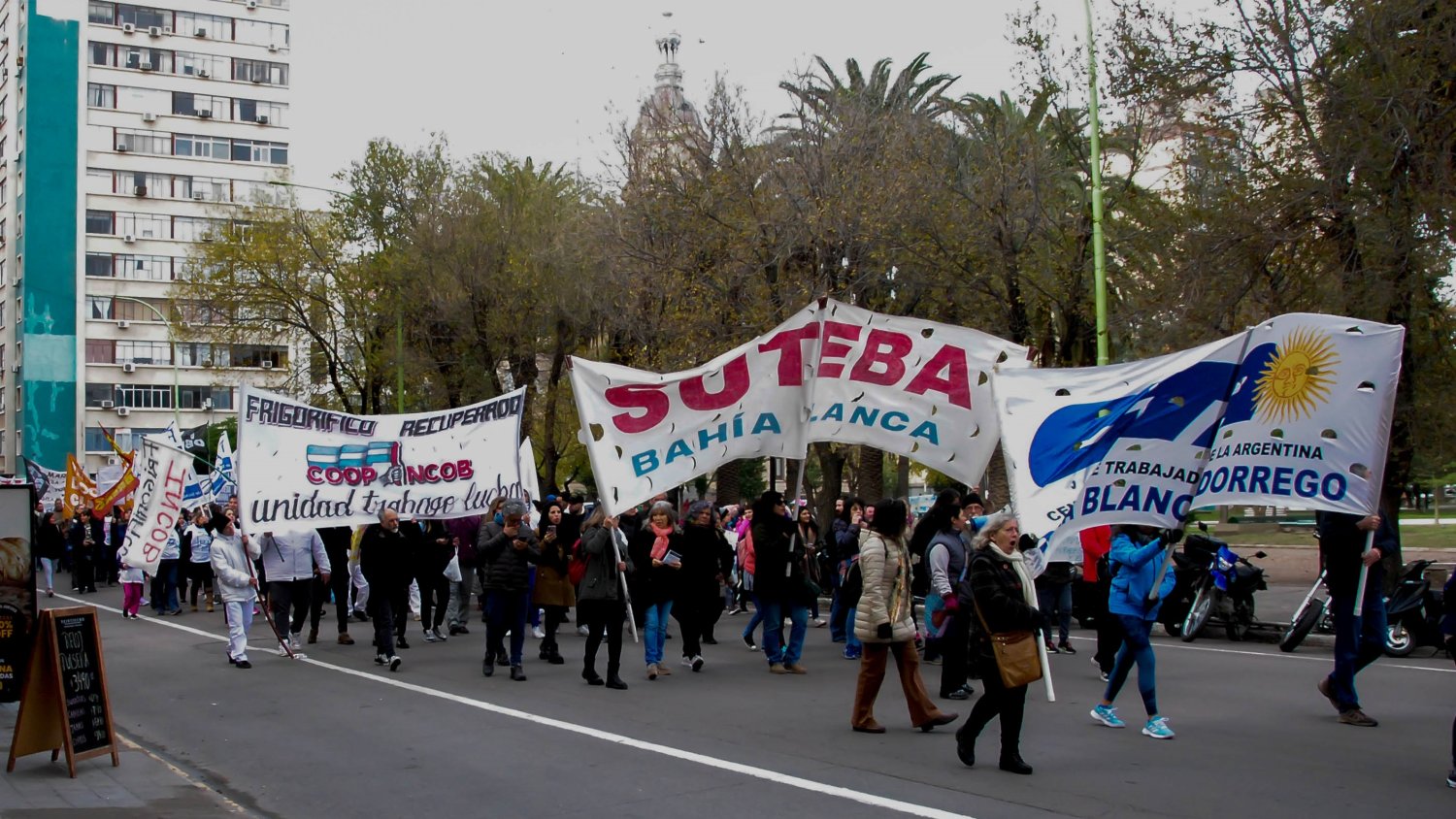 Voces desde la amplia movilización en Bahía Blanca, en apoyo a la lucha de Jujuy