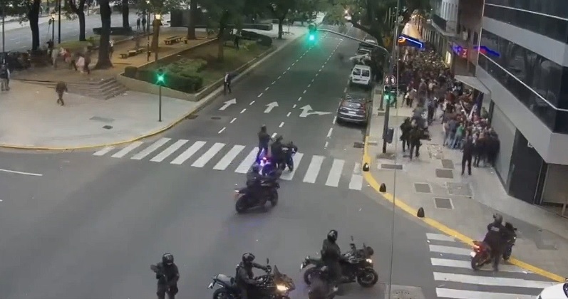 Otro revés para las causas armadas de Bullrich: videos muestran las detenciones ilegales a manifestantes