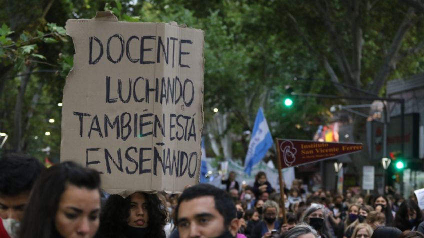 En Mendoza las escuelas paran: "Realmente no se llega a fin de mes y no se ve hasta dónde llegaría la crisis"