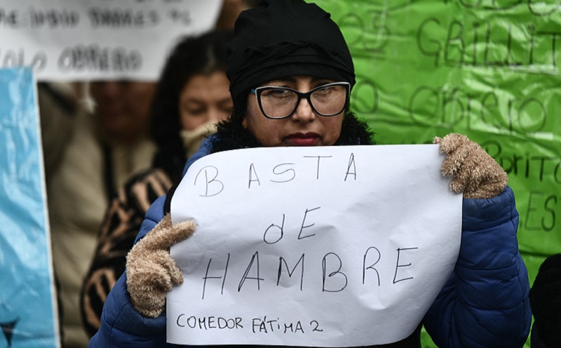 Ajuste a los comedores: "Hace 6 meses que no nos dan comida y tengo que darle de comer a 50 chicos"