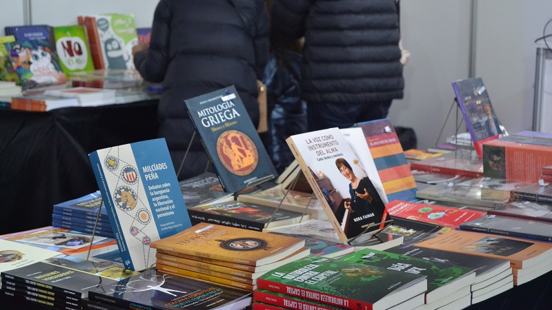 Ediciones IPS participa de la Feria Internacional del Libro de Neuquén