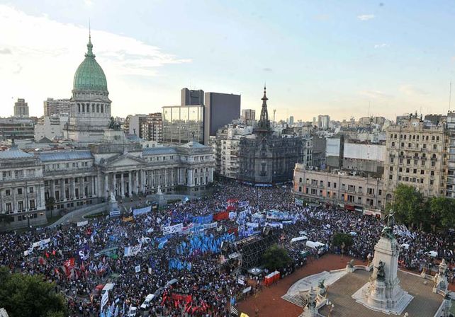 El cordón industrial de San Lorenzo dice Abajo la Ley Bases