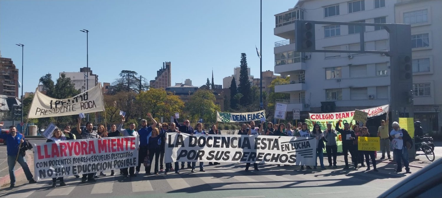 Neuquén, Córdoba, Santa Fé, Entre Ríos y Chubut en lucha, la Ctera en silencio ¡Necesitamos paro y plan de lucha nacional!