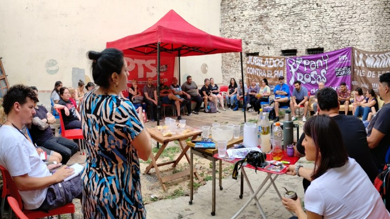 Gran asamblea abierta del PTS en Tres de Febrero