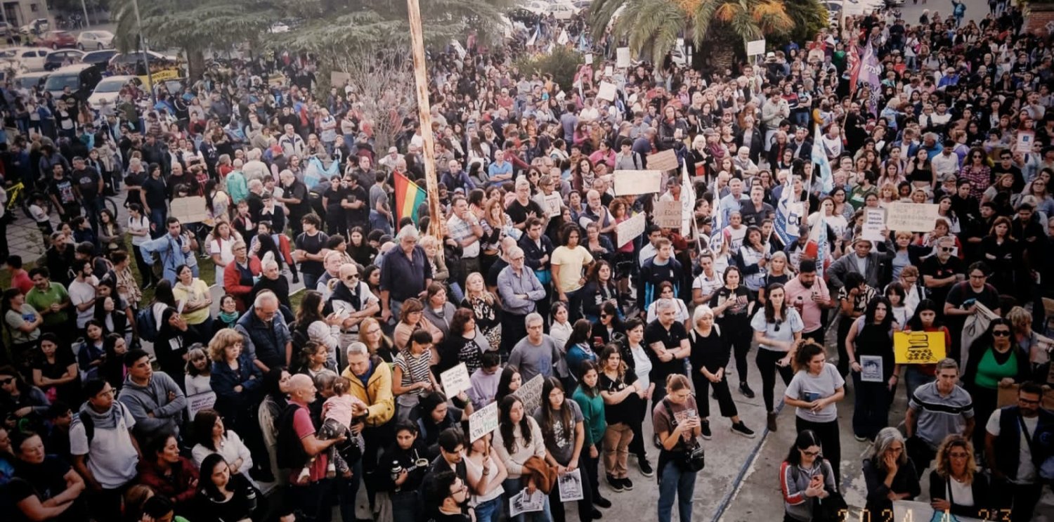 San Nicolás: Movilización histórica por la educación pública