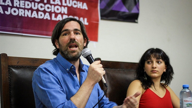 Derecho-UBA: Nicolás Del Caño dialogó con estudiantes y trabajadores sobre precarización laboral