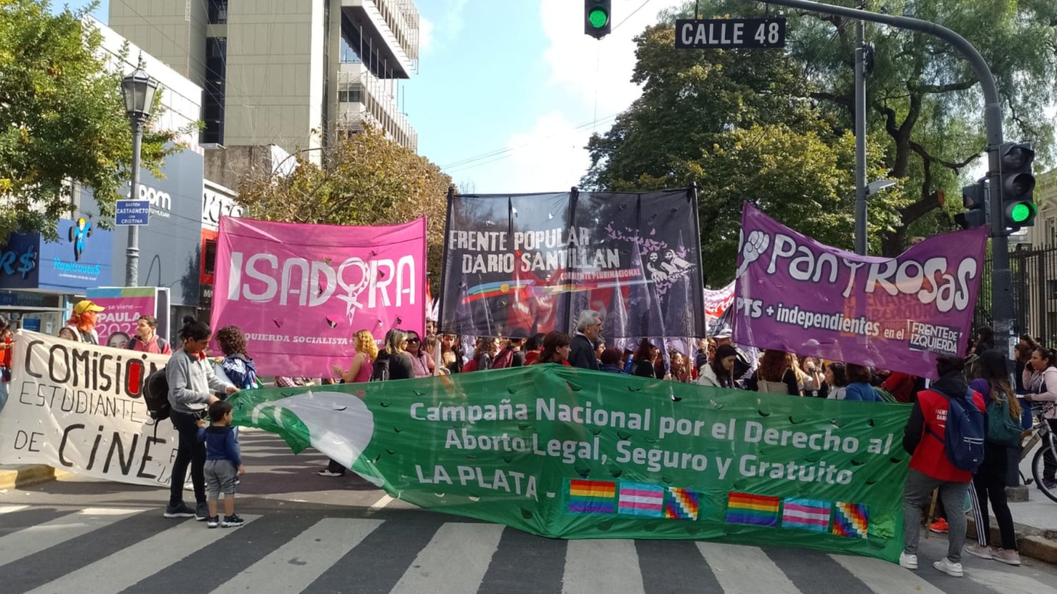 Gran concentración en defensa del derecho al aborto