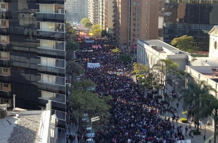 En Córdoba marchamos por presupuesto para las universidades y contra todo el plan de Milei