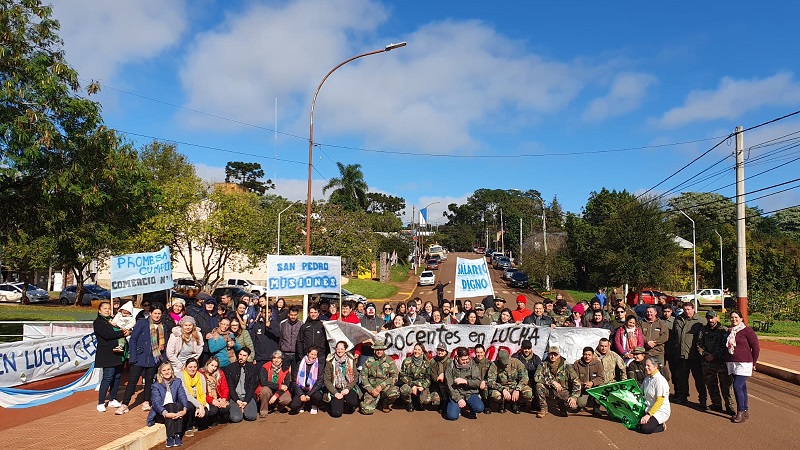 Voces desde el piquete de San Pedro, Misiones: estudiantes de Guardaparque y docentes en lucha 