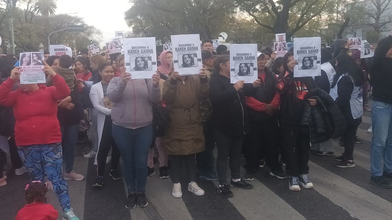 Corte de calle por la aparición de Karen Gaona