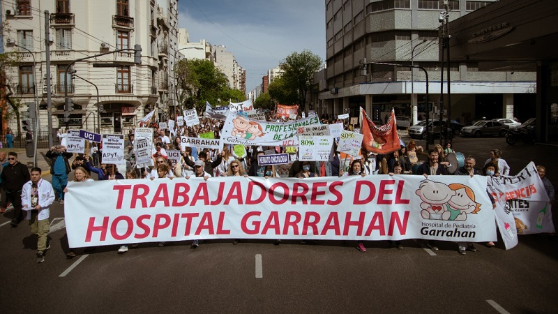 Paro y movilización de trabajadores del Garrahan y otros hospitales de la CABA