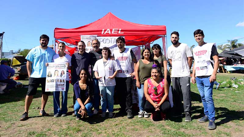 Trabajadores de Cicop y estudiantes de la UNAJ realizaron una posta de salud en Varela