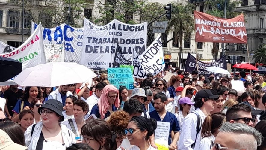 24E: Construyamos un gran paro de 24 horas en los hospitales y centros de salud