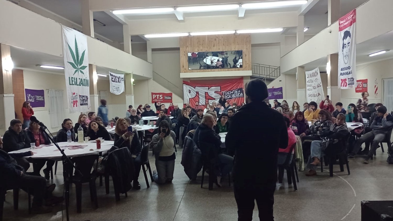 Gran acto del PTS/FITU con Del Caño, Castillo y Sobrero en Bahía