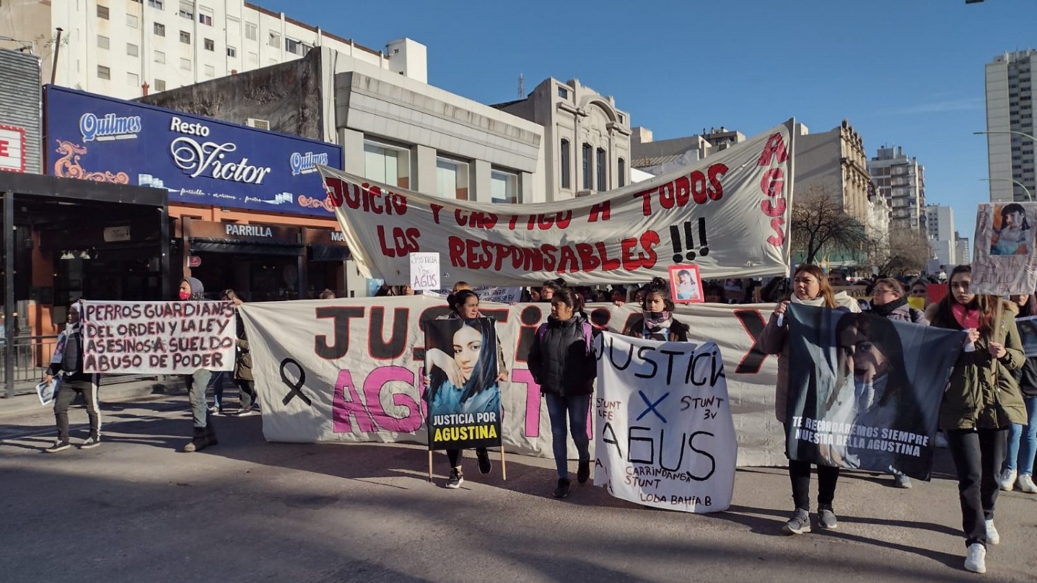 Gran movilización exigiendo justicia por Agustina